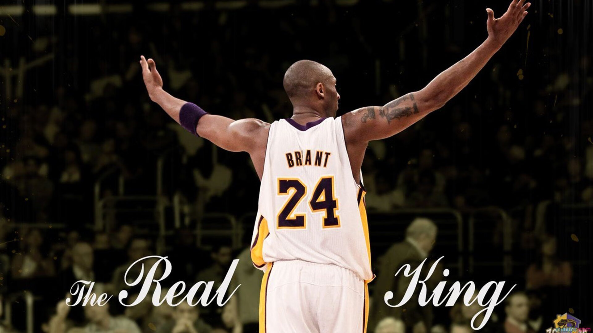 辛纳复出首秀出彩,武汉三镇主场横扫巴塞罗那,豪取15连胜